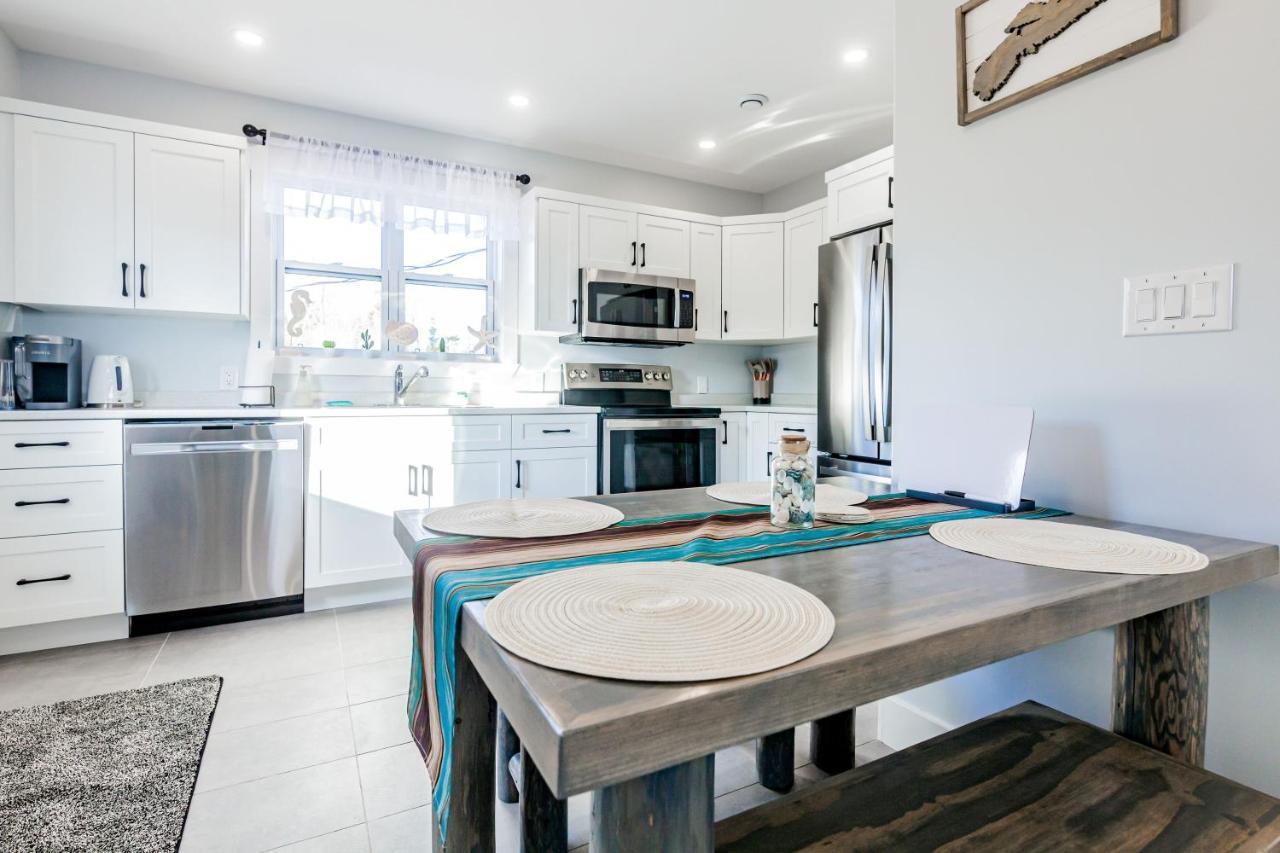 New English Point Oceanfront Living With Hot Tub Apartment Head of Jeddore Luaran gambar
